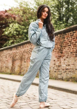 Move Dance Regina Heat Retention Jacket -Dance Costume Store moz0400 blue front 71825.1678884933